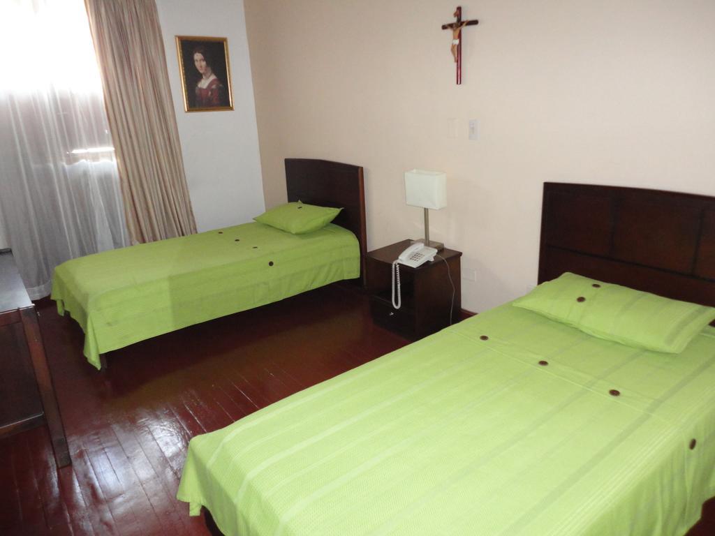 Hotel Hostal Del Regidor Ltda Buga Room photo